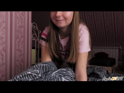 ❤️ Blondinka globoko sesa svojega prijatelja in dobi spermo v usta ❤️ Kvalitetni pornič pri nas ❌️