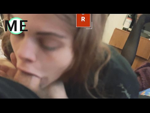 ❤️ Grlo kurac, raztrgane hlačne nogavice in raztrgane pete lepo spoznati ❤️ Kvalitetni pornič pri nas ❌️